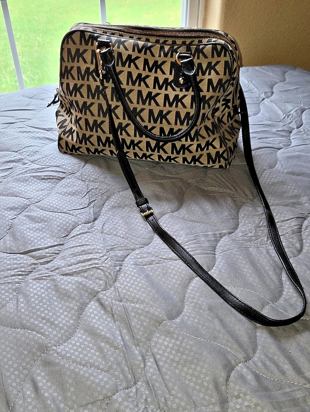 Michael Kors Jet Set Signature MK Medium Satchel Brown & Black